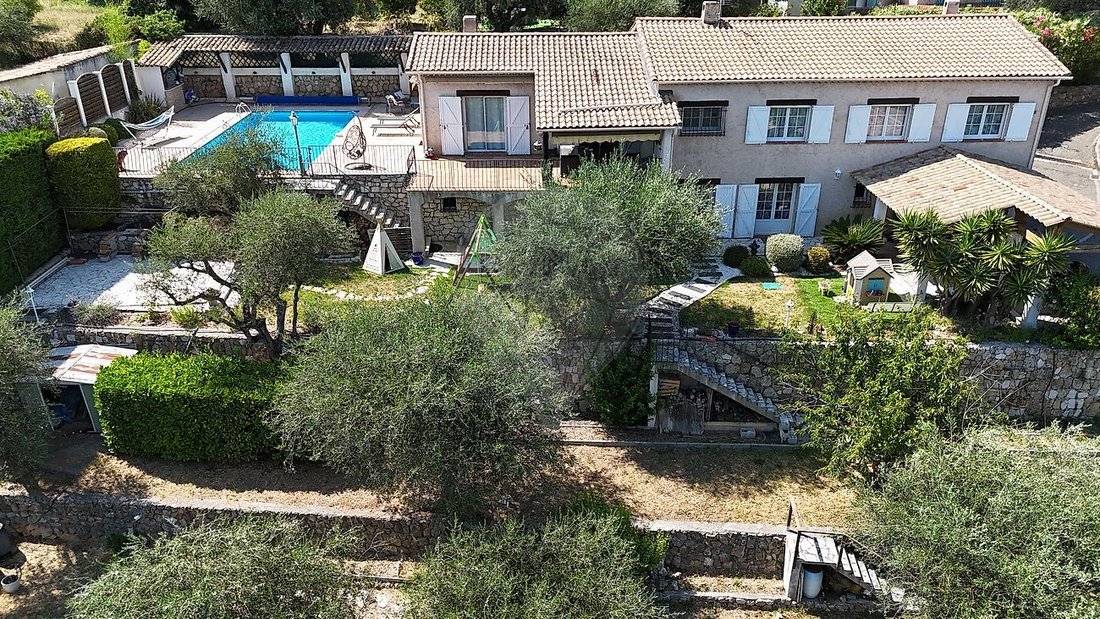 Casa a Gattières, Provenza-Alpi-Costa Azzurra, Francia 2 - 18882277