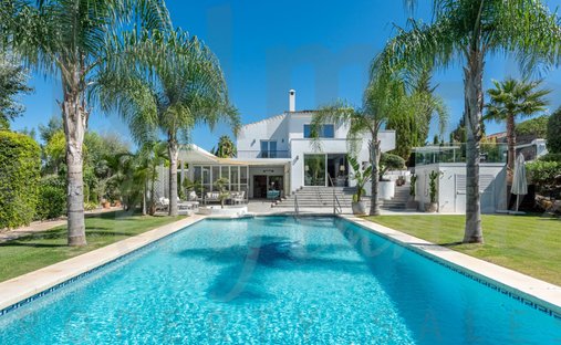 Villa in Sotogrande, San Roque, Andalusia 1