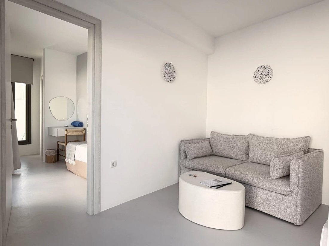 House in Paros, Aegean, Greece 2 - 18880327
