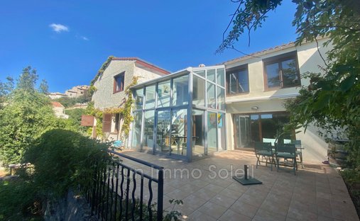 Villa in Coursegoules, Provence-Alpes-Côte d'Azur, Frankreich 1