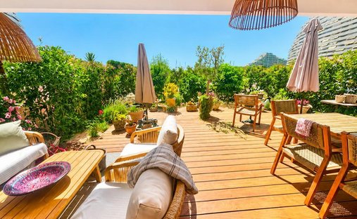 Appartement à Village, Villeneuve-Loubet, France 1