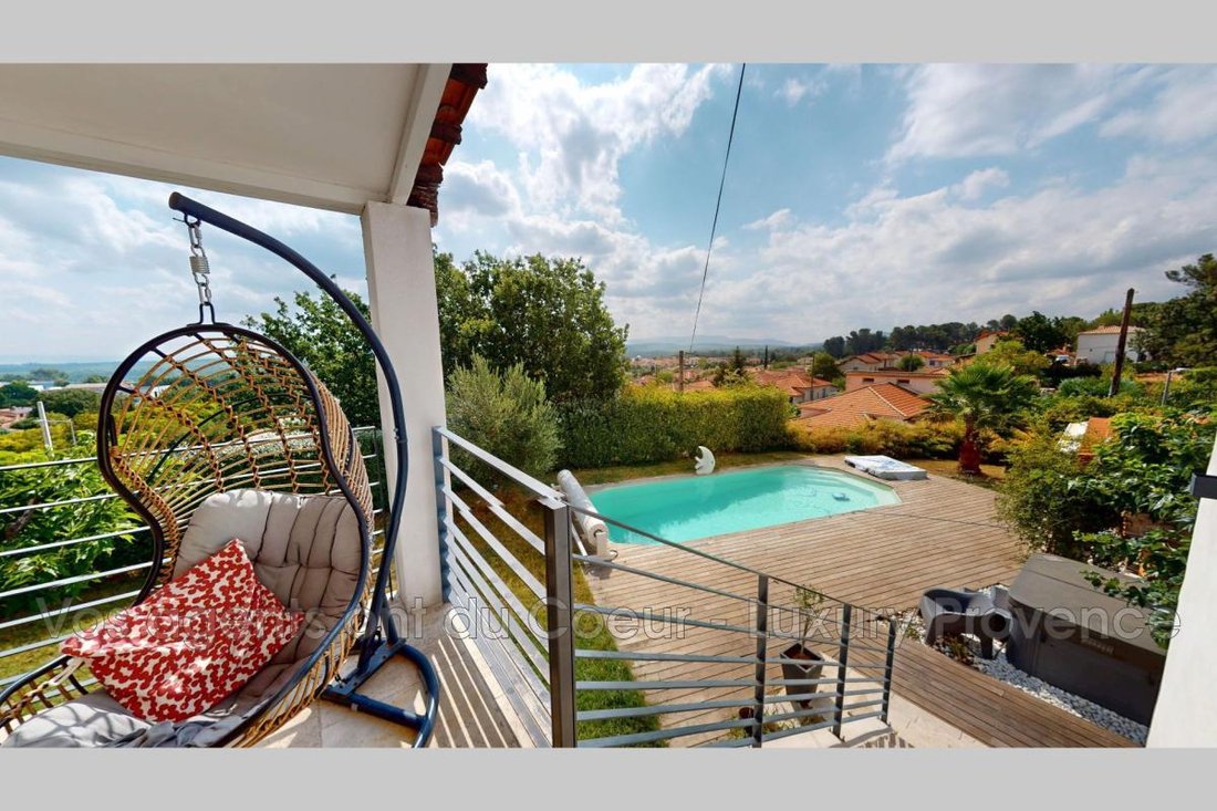 Casa en Greasque, Provenza-Alpes-Costa Azul, Francia 2 - 18880678
