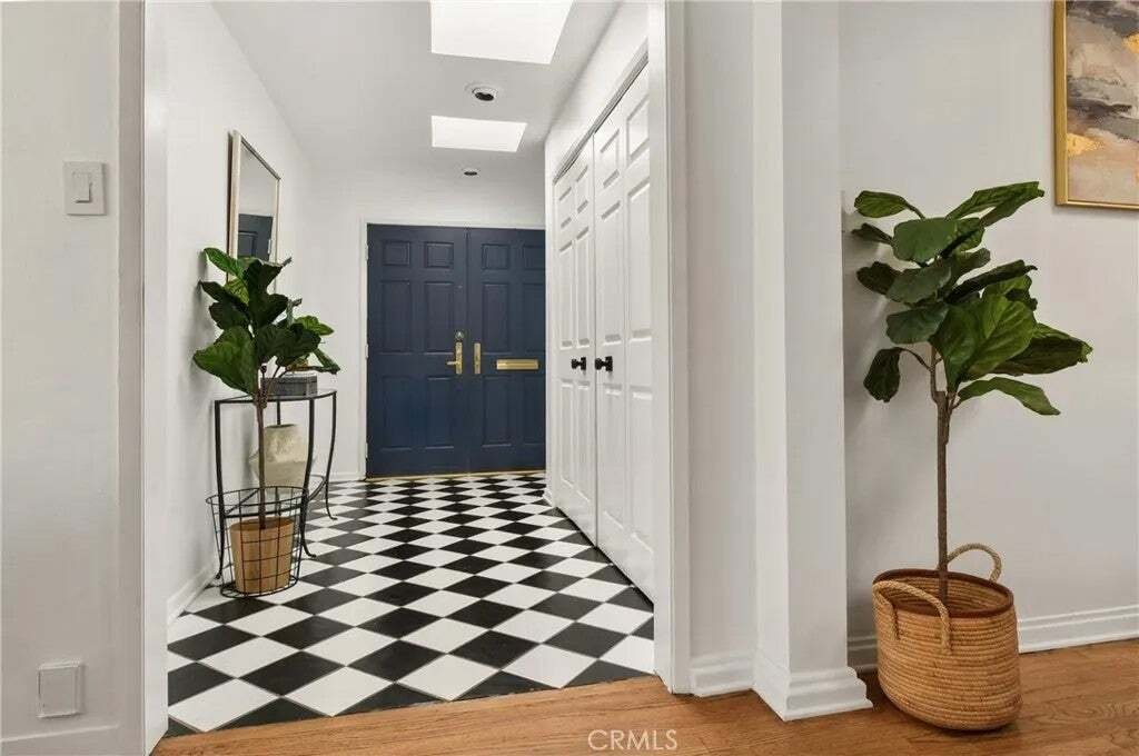 Condo in Los Angeles, California, United States 4 - 18890067
