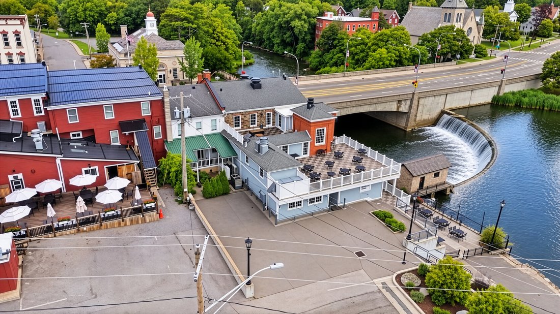 Le Roy, New York, United States 5 - 18838258