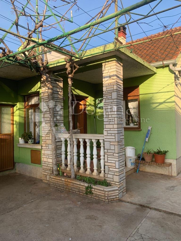Haus in Fažana, Gespanschaft Istrien, Kroatien 1 - 18891932