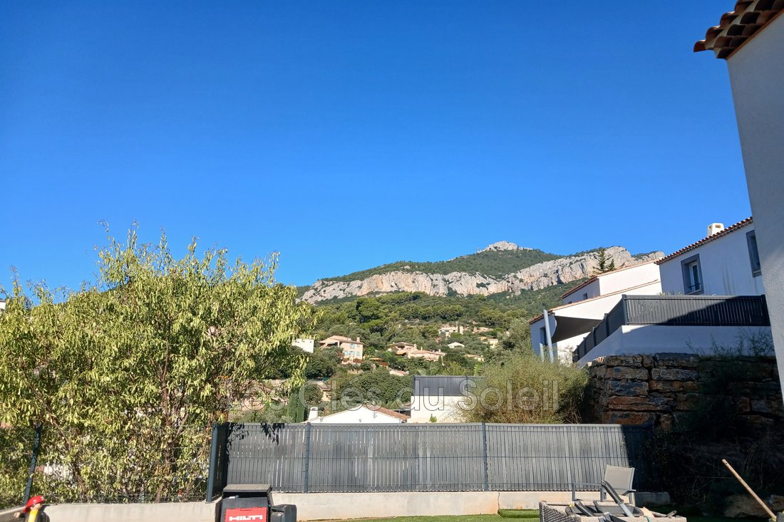 Villa in Le Revest-les-Eaux, Provence-Alpes-Côte d'Azur, France 2 - 18119643