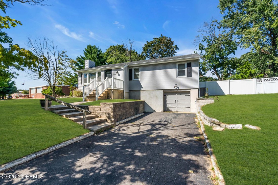 House in Oakhurst, New Jersey, United States 5 - 18590898