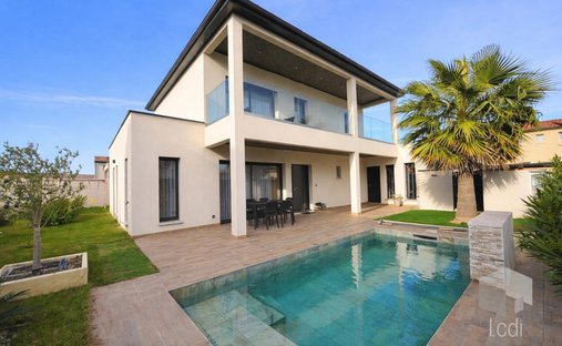 Maison à Ville-Basse, Montélimar, France 1