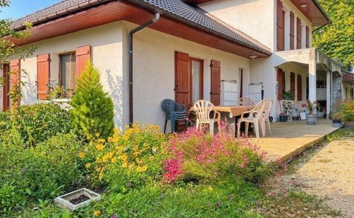 Villa a Chambéry, Auvergne-Rodano-Alpi, Francia 1