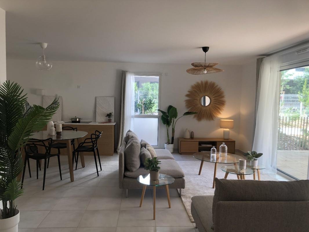 Apartamento en Hyères, Provenza-Alpes-Costa Azul, Francia 1 - 18885662