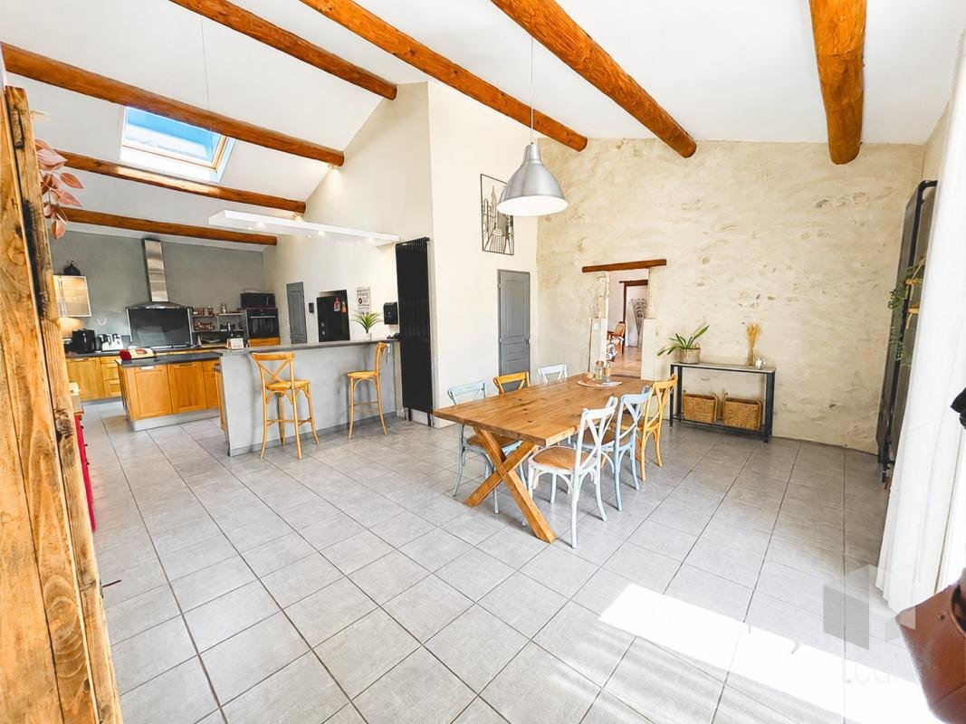 Haus in Viviers, Auvergne-Rhone-Alpen, Frankreich 4 - 18881069