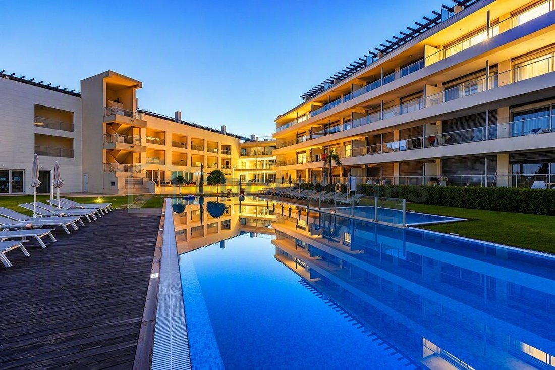 Apartment in Vilamoura, Quarteira, Algarve 1 - 18438429
