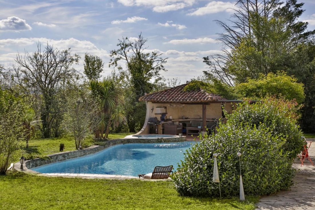 Casa en Vic-Fezensac, Occitania, Francia 4 - 18883087