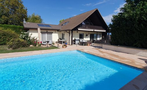 Casa en Sauverny, Auvernia-Ródano-Alpes, Francia 1