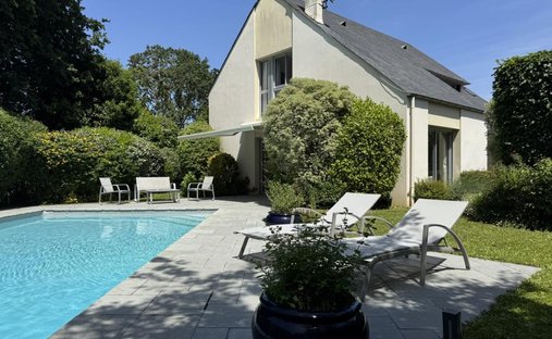 Casa a Bouchemaine, Paesi della Loira, Francia 1