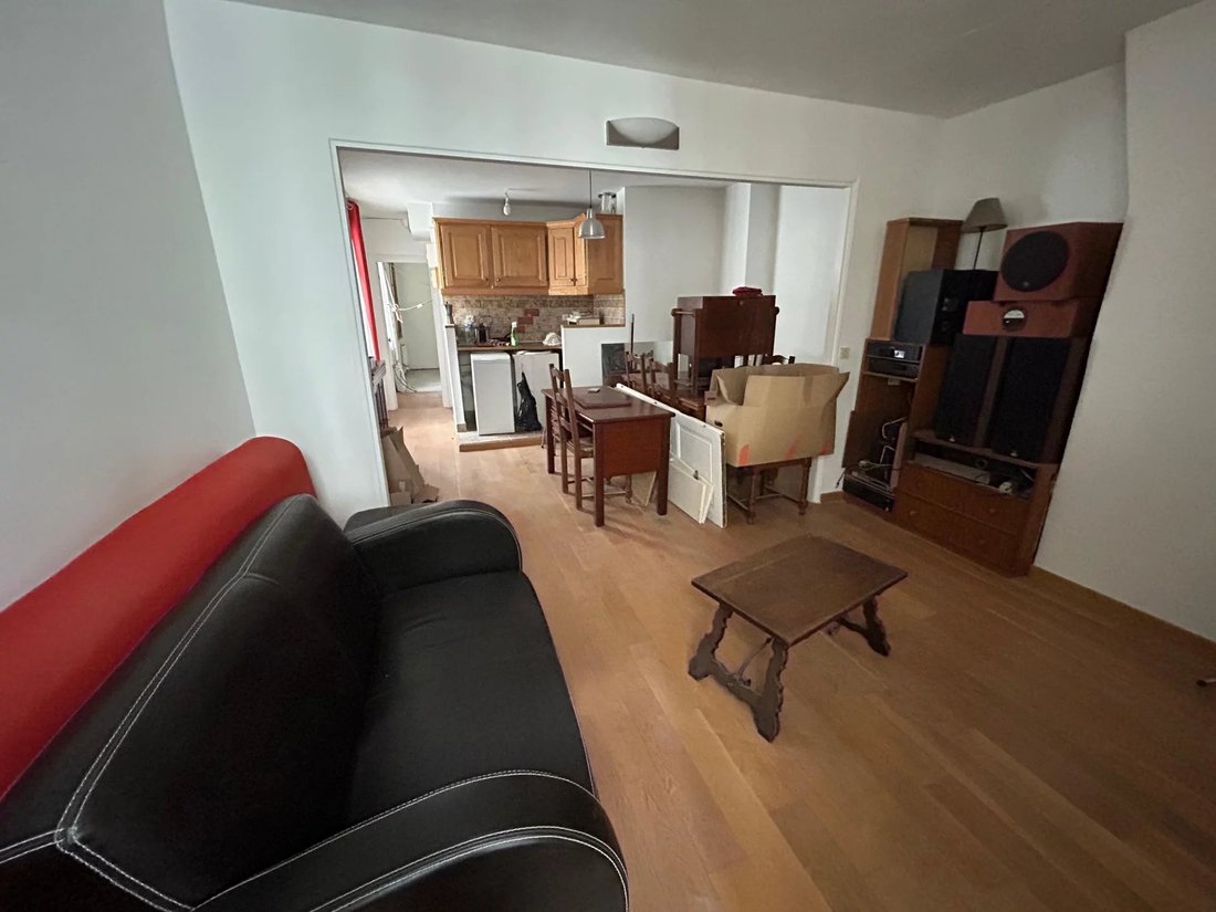 Apartment in Montmartre, Paris 18e Arrondissement, Paris 1 - 18880228