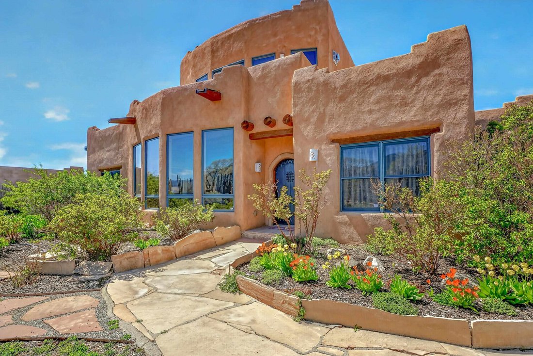 House in El Prado, New Mexico, United States 2 - 18888554