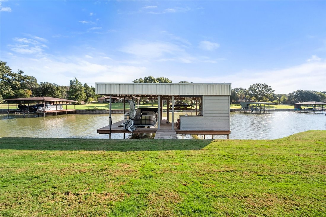 House in Corsicana, Texas, United States 2 - 18889755