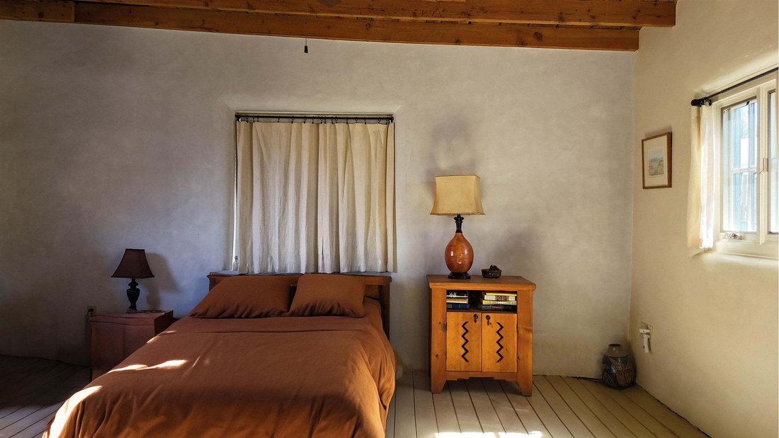 Taos, New Mexico, United States 4 - 18888382