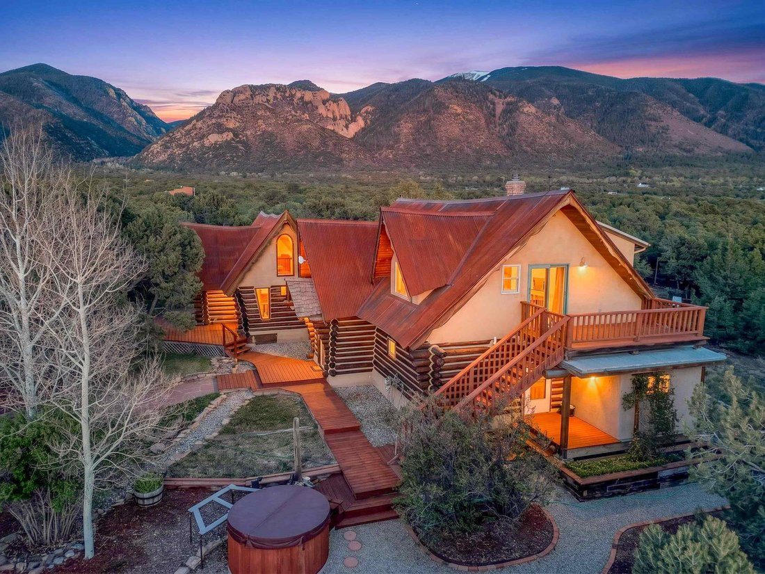 House in Questa, New Mexico, United States 1 - 18888659