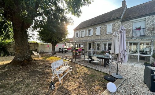 Anwesen in Pacy-sur-Eure, Normandie, Frankreich 1