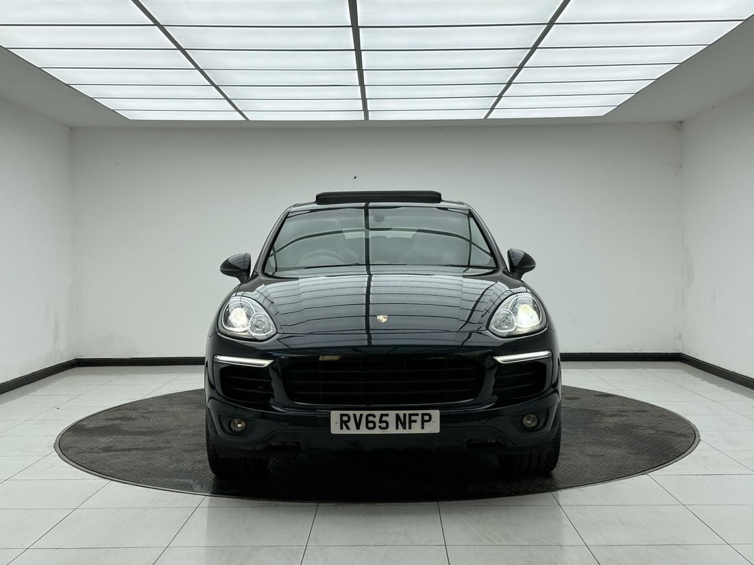 Suv in Chesham, United Kingdom 3 - 18879472