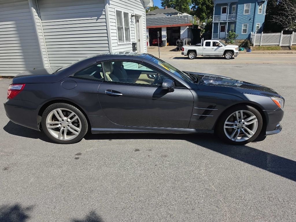 Cabriolet in Worcester, MA, United States 3 - 18880166