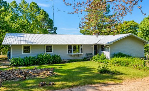 House in Ash Flat, Arkansas, United States 1