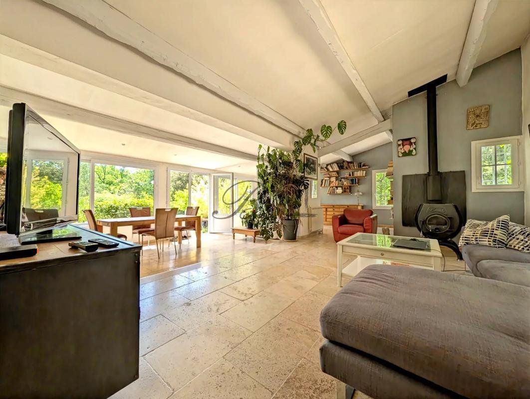 Villa in Grambois, Provence-Alpes-Côte d'Azur, Frankreich 2 - 18882905