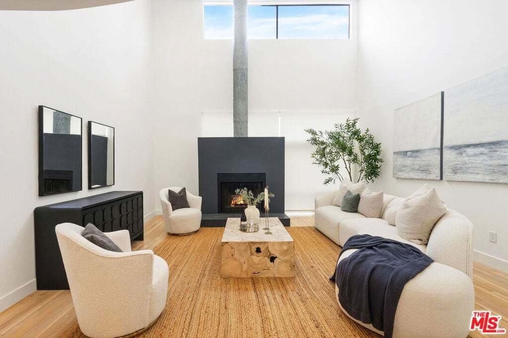 Appartement à Los Angeles, Californie, États-Unis 3 - 18889461