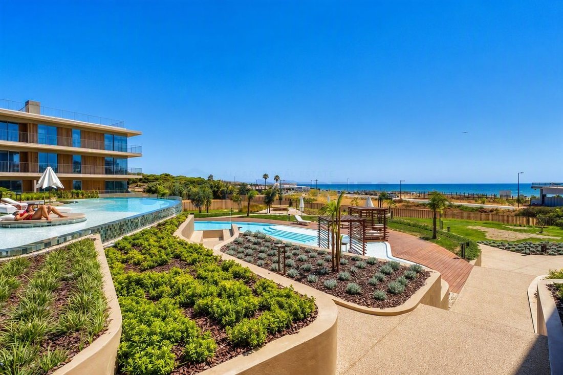 Apartment in Quarteira, Algarve, Portugal 1 - 18438098