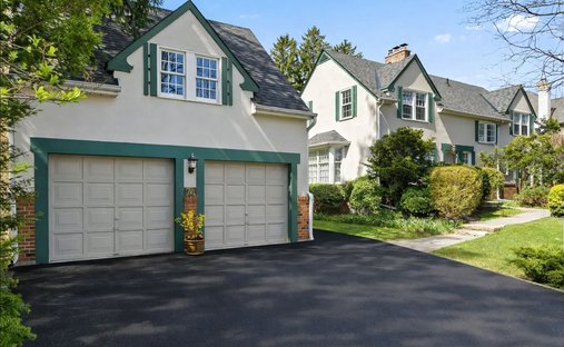House in Oakville, Ontario, Canada 1