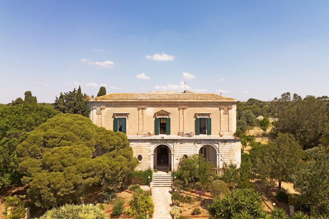 Villa in Modica Bassa, Modica, Sicily 1 - 18879239