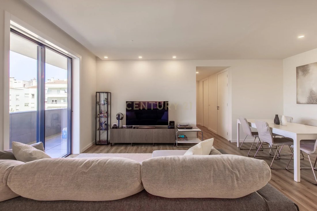 Apartment in Porto Salvo, Lisbon, Portugal 2 - 18894191