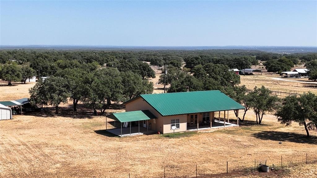 Corps de ferme à Mullin, Texas, États-Unis 1 - 18893610