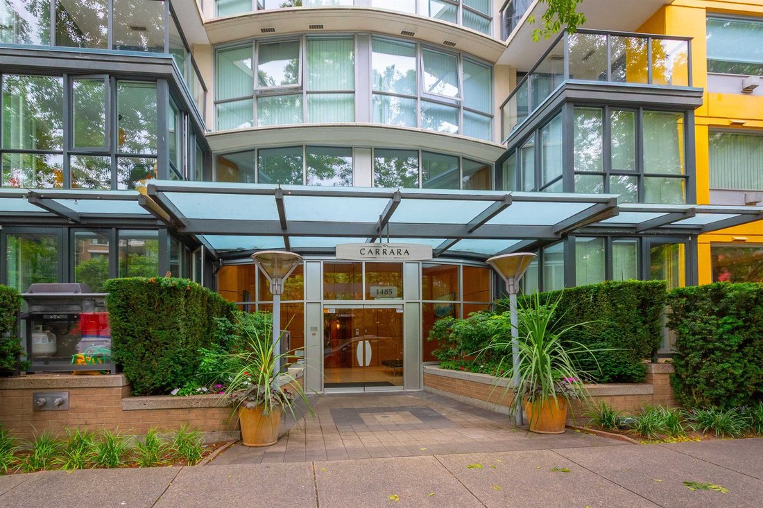 Condo in Vancouver, British Columbia, Canada 2 - 18894289