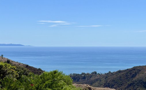 Land in Los Angeles, California, United States 1