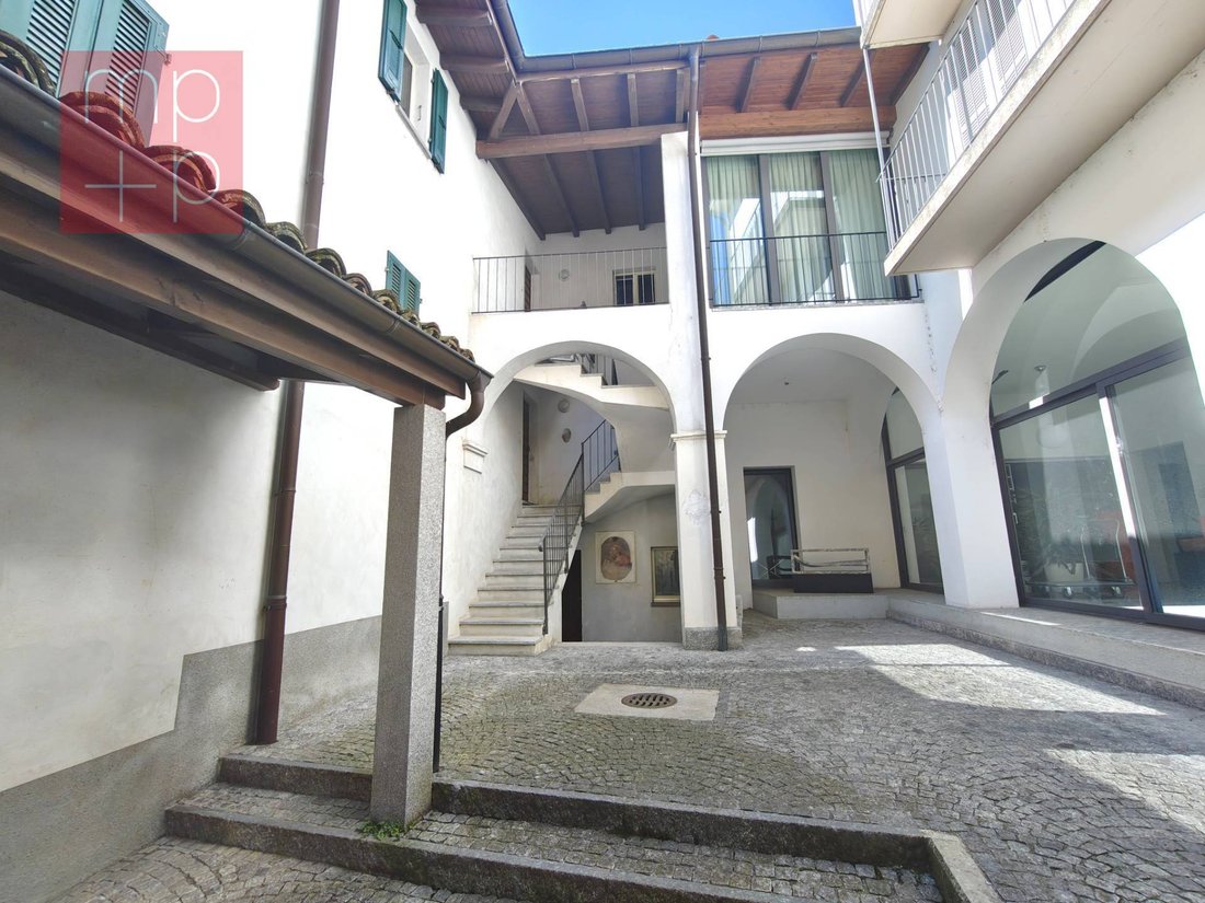 Haus in Bezirk Mendrisio, Tessin, Schweiz 1 - 18893374