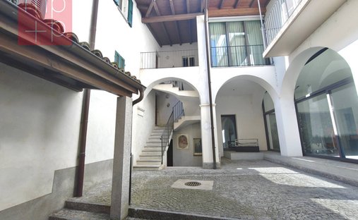 House in Mendrisio, Ticino, Switzerland 1