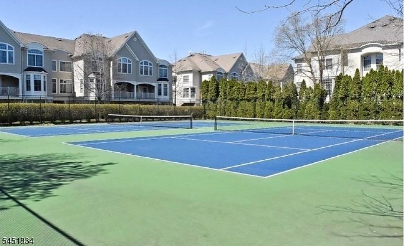 Condo in Livingston, New Jersey, United States 2 - 18893817
