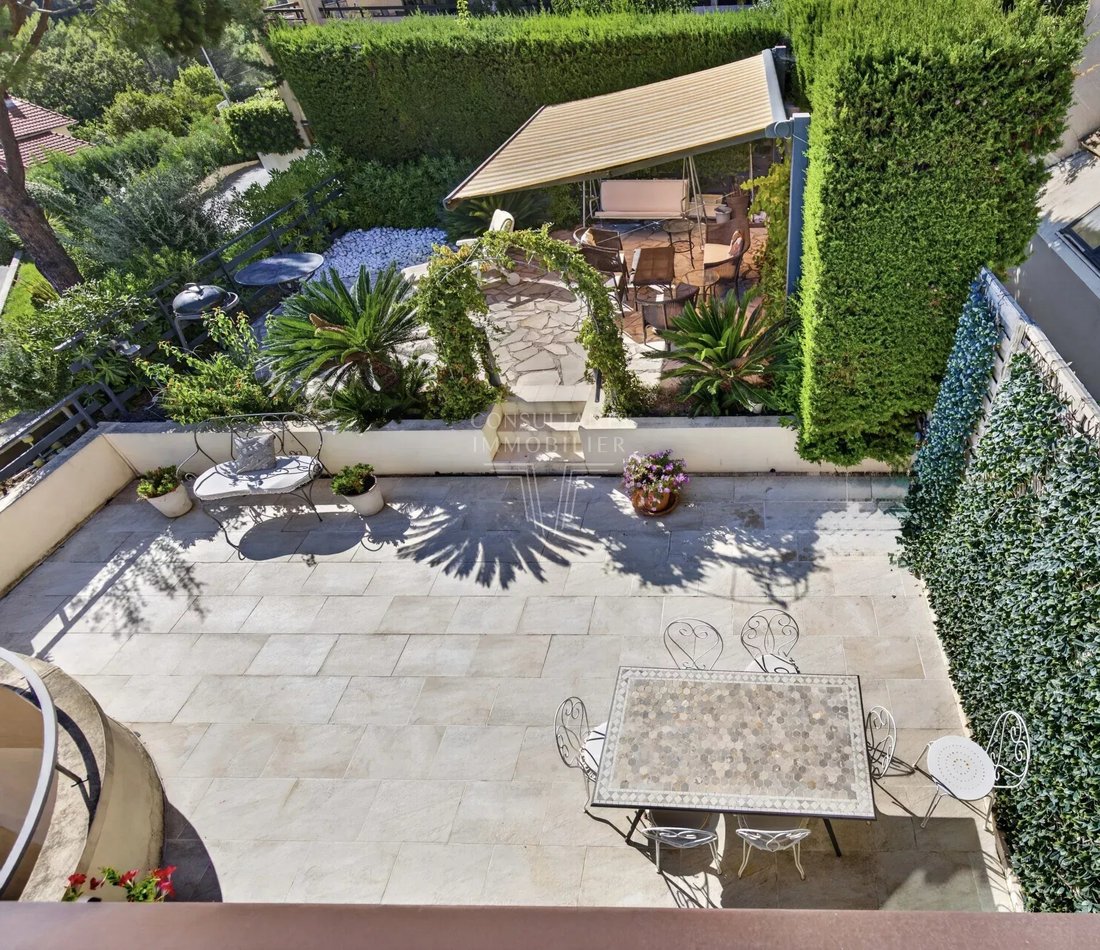 Appartamento a Mougins, Provenza-Alpi-Costa Azzurra, Francia 1 - 18893768