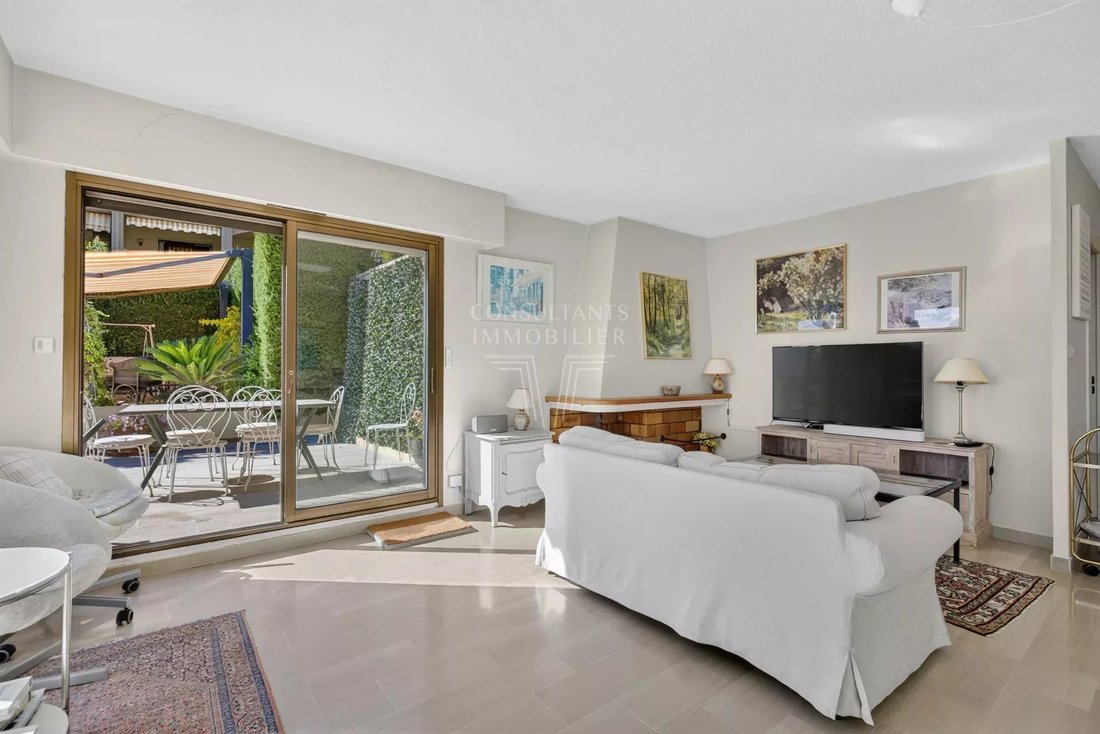 Appartamento a Mougins, Provenza-Alpi-Costa Azzurra, Francia 5 - 18893768