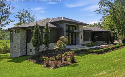House in Highland Charter Township, Michigan, United States 1