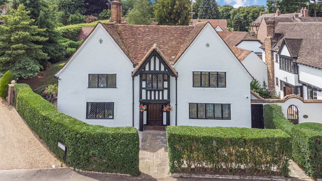 House in Douglas Road, St Albans, England 1 - 18893375