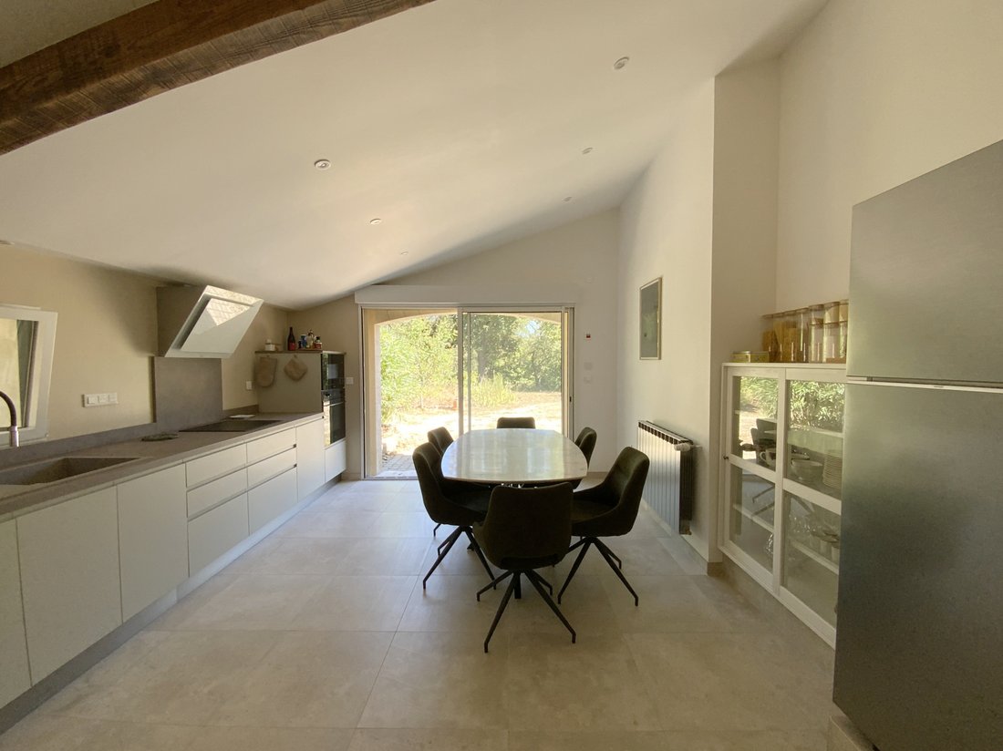 Casa en Uzès, Occitania, Francia 3 - 18894324