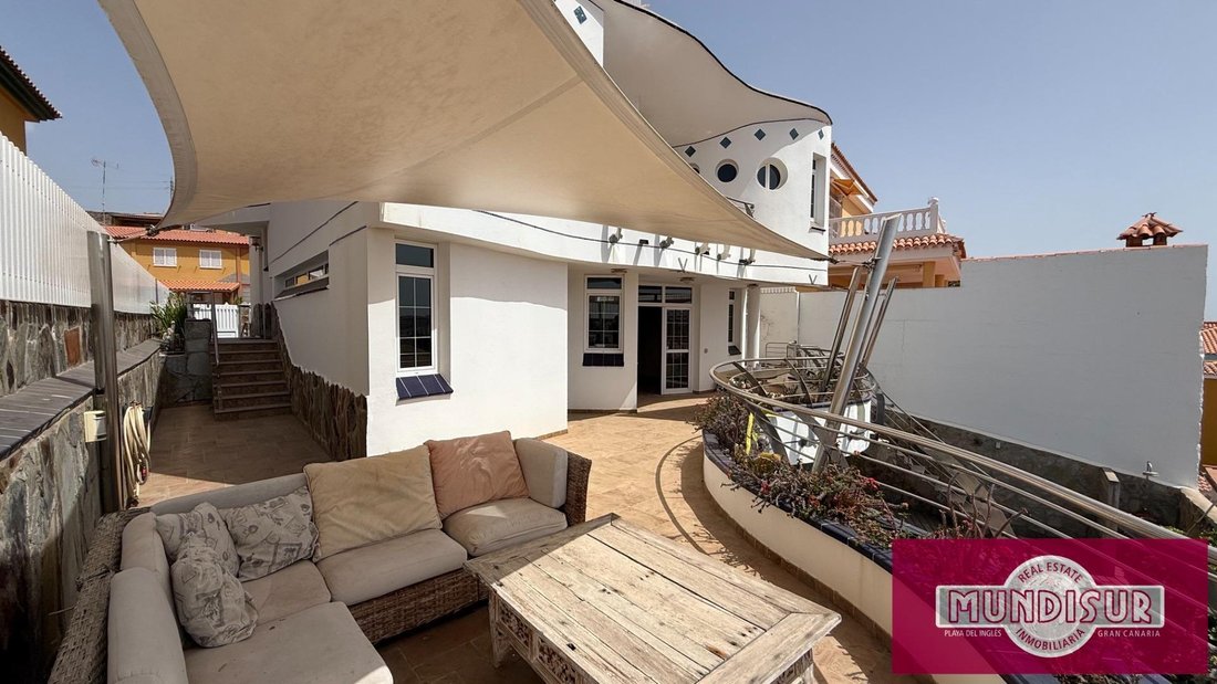 Villa in San Bartolome de Tirajana, Canary Islands, Spain 2 - 16331305