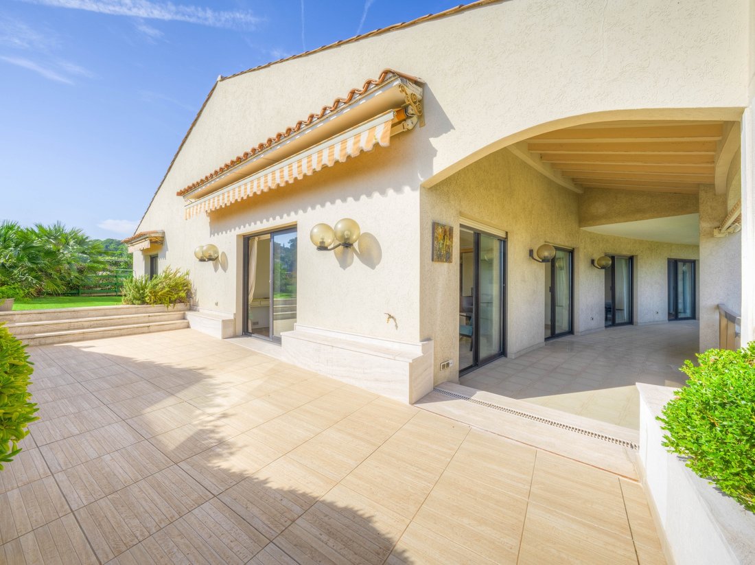 Apartment in Mougins, Provence-Alpes-Côte d'Azur, France 1 - 18894350