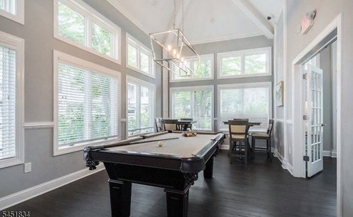 Condo in Livingston, New Jersey, United States 1