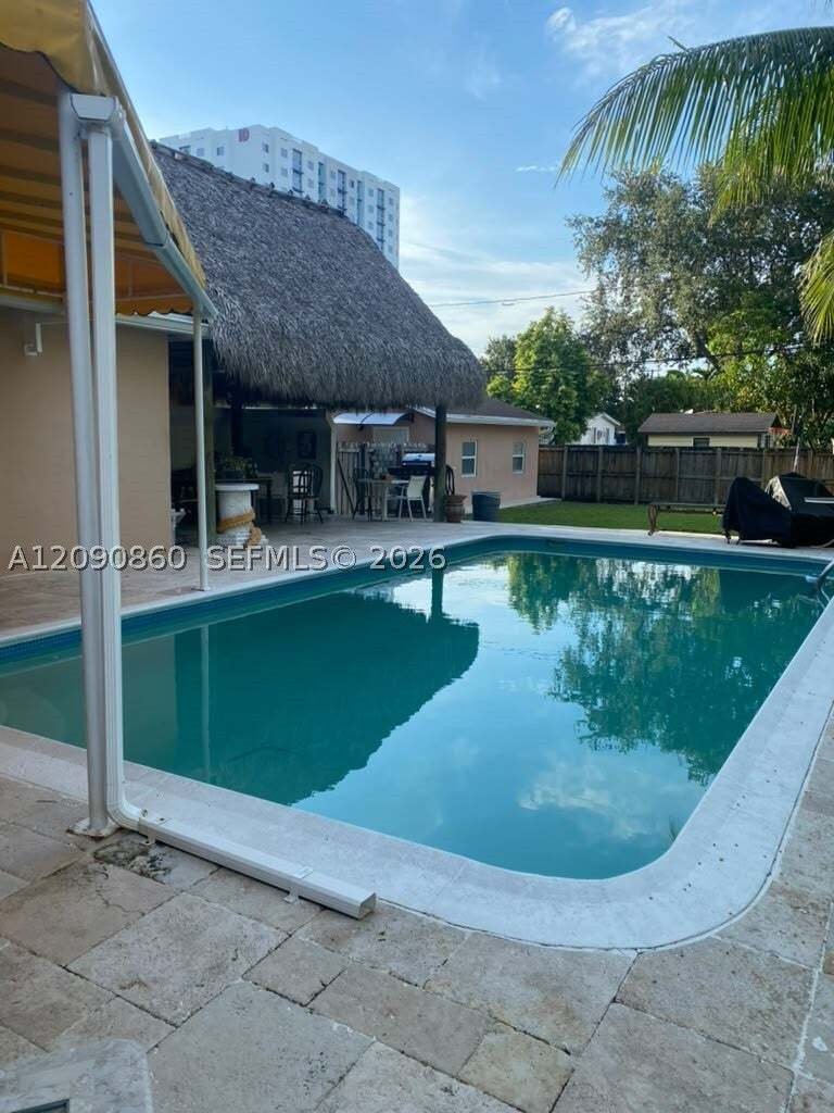 Maison à Miami, Floride, États-Unis 2 - 18893869