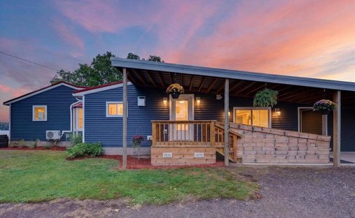 House in Sand Lake, Michigan, United States 1
